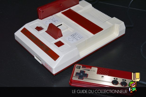 Rare de ne pas voir une Famicom qui ne soit pas "jaunie" (Halliday)